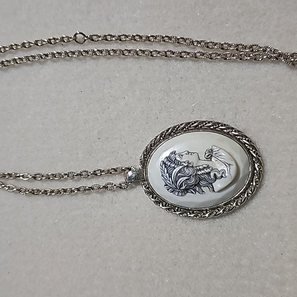 Cameo necklace